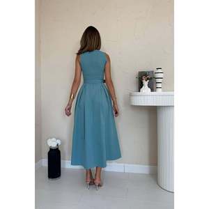 ชุดราตรีผ้าซาตินทรงเอไลน์คอ halter สีมิ้นท์สุดหรู ช่วงเอวทรงธรรมชาติ - Product Image 1