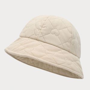 Nouveau Chapeau Bob Rétro Littéraire 2024 pour Femme, en Velours Côtelé avec Motif Cœur, Tendance Automne Hiver - Product Image 3