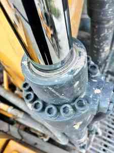 Excavadora de cadenas Liugong LG915E 933e 922e usada, año 2016, 42 toneladas, bomba hidráulica KYB, caja de cambios - Product Image 6