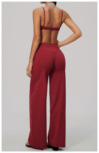 Ensemble tricoté 2 pièces pour femme : haut court sans manches à col halter et pantalon large rayé, respirant, coupe décontractée classique, toutes saisons - Product Image 4