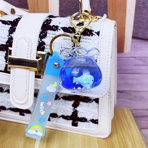 Cute Acrylic Fish Tank Shape Key Chain Keyring Quicksand Liquid <b>Floating</b> Ocean Fish Keychain Boutique Car Pendant - Product Image 3