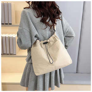 Wholesale Large Capacity Nylon Shoulder <strong>Bag</strong> <strong>Waterproof</strong> Casual Crossbody <strong>Drawstring</strong> <strong>Bags</strong> Women's Handbag for Outdoor - Product Image 4