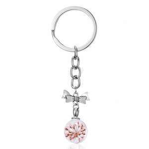 Queen Annes Lace Flower Pendant Small Woman Glass Manufacture Gift Floral Keyring Key Ring Fashion Flower Keychain