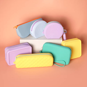 Eco-Friendly Portable Mini Purse Coin Pouch Fashionable Lady's Silicone Rubber Pencil Case Zipper Closure <b>Makeup</b> Accessory - Product Image 4