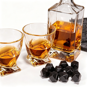 Set Decanter per <span class=keywords><strong>Whisky</strong></span> con 2 <span class=keywords><strong>Bicchieri</strong></span> Intrecciati, Pietre Refrigeranti, Confezione Regalo in Legno, Logo Personalizzato, Kit <span class=keywords><strong>Bicchieri</strong></span> da <span class=keywords><strong>Whisky</strong></span> per Bar - Product Image 2