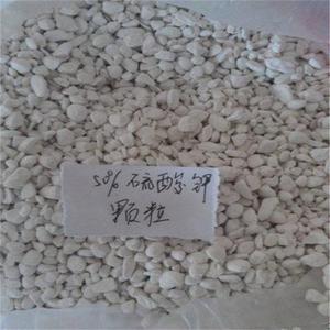 Sulfate <span class=keywords><strong>de</strong></span> <span class=keywords><strong>potassium</strong></span> (SOP) en granulés et poudre, qualité agricole, K2O 50% 52%, CAS 7778-80-5, marque Meishu, Chine, fourni directement par l'usine - Product Image 4