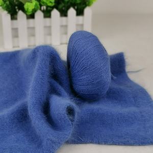 <span class=keywords><strong>Vente</strong></span> directe d'usine 2/16NM 30% Nylon 70% <span class=keywords><strong>Angora</strong></span> mélangé en nylon à tricoter fantaisie vison fil pour pull hiver - Product Image 5