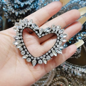 Mới đến 3D hình trái tim pha lê vá đính lớn sẵn sàng-thiết kế Claw Rhinestone hạt chủ yếu làm bằng nhựa nhựa - Product Image 2