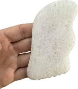 Cuarzo cristalino blanco Drenaje linfático transparente gua sha herramienta facial Masajeador facial Jade gua sha para masaje de salud facial - Product Image 1