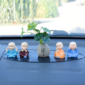 Ensemble <span class=keywords><strong>de</strong></span> figurines en résine Zen avec plante <span class=keywords><strong>de</strong></span> lotus, décoration <span class=keywords><strong>de</strong></span> tableau <span class=keywords><strong>de</strong></span> bord <span class=keywords><strong>de</strong></span> voiture, moines Kung Fu style dessin animé, installation avec ruban adhésif 3M - Product Image 2