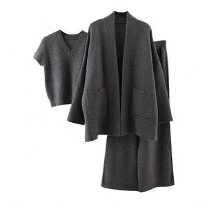 ชุดเซ็ตผู้หญิงสไตล์เกาหลี ฤดูใบไม้ร่วง 2026 แบบหลวม ดูหรูหรา สบายๆ ช่วยลดอายุและพรางหุ่น ขายส่งราคาโรงงาน - Product Image 5