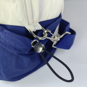 Borse da Shopping Unisex Personalizzabili con Logo, in Poliestere Traspirante con Cerniera, Borse Sportive da Palestra e da Viaggio - Product Image 3