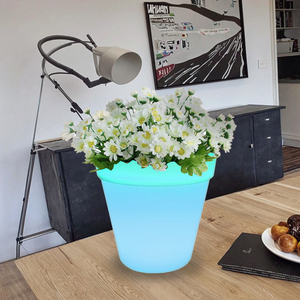 Hot Seller Led Illuminé <span class=keywords><strong>Pot</strong></span> <span class=keywords><strong>De</strong></span> <span class=keywords><strong>Fleur</strong></span> En Plein Air Solaire Lumière Jardinières À L'extérieur <span class=keywords><strong>Grand</strong></span> <span class=keywords><strong>Pot</strong></span> <span class=keywords><strong>De</strong></span> <span class=keywords><strong>Fleur</strong></span> avec Lumière Lampe Décorations pour La Maison - Product Image 2