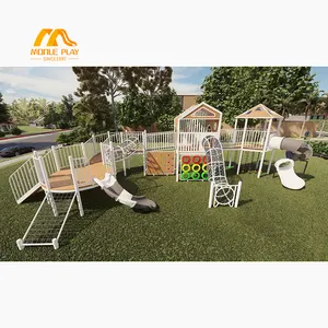 Parque infantil temático natural con tobogán combinado