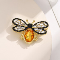 Broche Abeille, Accessoire Décoratif pour Pulls, Costumes et Robes d'Automne et d'Hiver, Épingle Anti-Exposition pour Vêtements