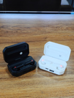 Écouteurs intra-auriculaires TWS à basses profondes avec son stéréo HiFi, affichage numérique et commandes tactiles pour un changement de chanson et une réponse aux appels facilités