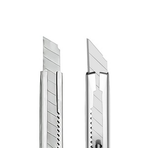 Cuchillo Multiusos de Acero Inoxidable, Cortador de Papel con Hoja Puntiaguda, Color Gris, Herramienta de Corte con Mango de Plástico ABS de Agarre Cómodo - Product Image 3