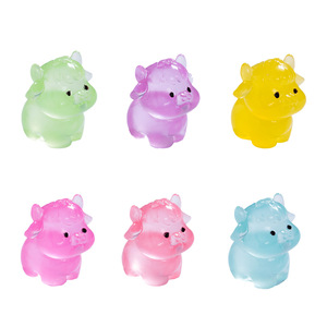 Mini poupée Yak en résine Dp, qui brille dans le noir, en forme d'animal, décoration pour la maison, ornement de bureau de voiture, accessoire artisanal - Product Image 5