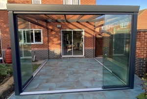 Véranda en <span class=keywords><strong>aluminium</strong></span> moderne et écologique à toit incliné, drainage naturel, étanche et résistante au vent, pour villa, hôtel, extension extérieure (Royaume-Uni) - Product Image 4