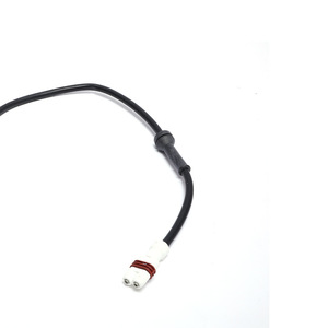 Fil d'avertissement de freinage pour Porsche 98761267601 12V 510mm pour remplacement et réparation en plastique - Product Image 2