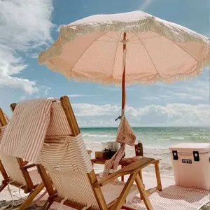 Op Maat Gemaakte Roze Draagbare Houten Paal Bali Omzoomde Strandparasols Met Kwastjes Premium UV-Bescherming Boho Zon Buiten Parasols