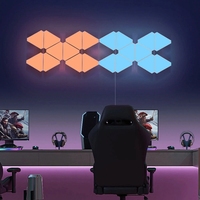 Lampes de mur d'atmosphère d'intérieur de triangle de Bluetooth LED d'application de RVB WIFI pour la décoration de chambre à coucher de jeu d'ordinateur LED veilleuse quantique
