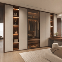 Armoire moderne en contreplaqué RTA à démontage facile avec portes vitrées, portable et réglable pour un transport simplifié