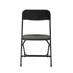 Silla plegable sencilla de plástico negro para actividades en el jardín