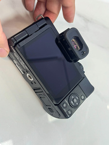 กล้องมือสอง Panasonic LUMIX G100D ของแท้ ขายส่ง ความละเอียด 20.3MP ถ่ายวิดีโอ 4K ไลฟ์สด กล้องมิเรอร์เลส - Product Image 3