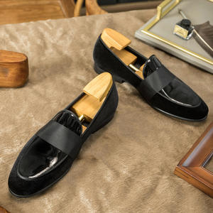 Nuevos Zapatos Casuales de Moda para Hombre, Hechos a Mano, de Cuero Vacuno de Grano Completo, de Alta Calidad y Lujo, Mocasines Artesanales - Product Image 4