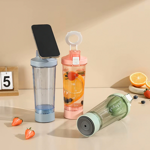 Tritan Material 700ml Fitness Blender Magnétique Suction Water <span class=keywords><strong>Sport</strong></span> pour Shaker Bottle avec Protein Suction Cap pour Drinkware Use - Product Image 4