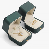 Boîtes à bijoux en cuir de luxe avec logo personnalisé imprimé pour montres, boucles d'oreilles, colliers, piercings, bagues, bracelets, boutons de manchette