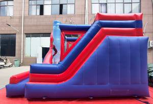 Château gonflable commercial avec toboggan et piscine intégrée - Product Image 5