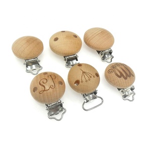 Cá Nhân Hoá Chất Lượng Gỗ <span class=keywords><strong>Pacifier</strong></span> <span class=keywords><strong>Clip</strong></span> Bpa Free Với Logo Khắc - Product Image 3
