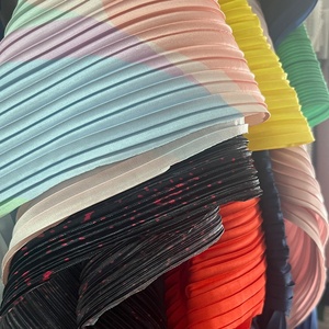Thân Thiện Với Môi Nóng Bán Trắng Màu Xanh Vải Pleated Cho Treo Lên In Và 100 Polyester Knit Jersey Pleated Vải Cho Ăn Mặc - Product Image 5