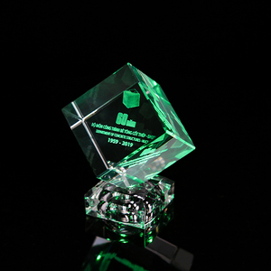 Custom Wholesale Souvenir Gifts Laser 3d Crystal Cube <strong>Paperweight</strong> square Shaped Crystal <strong>Paperweight</strong> - Product Image 1
