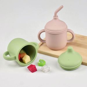 Tasse en silicone de qualité alimentaire avec double anse, pour bébé de 6 mois et plus, 150 ml, anti-fuite, avec paille, pour l'apprentissage de la boisson des tout-petits - Product Image 5