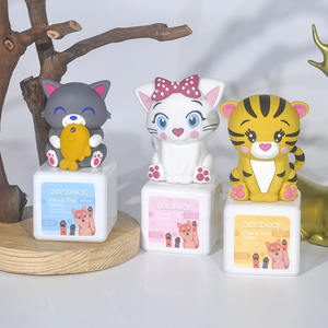 Spray anti-<span class=keywords><strong>puces</strong></span> et tiques pour animaux de compagnie, à la camomille, à l'aloe vera, au miel de Manuka et à la menthe, pour chiens et chats, étiquette privée OEM pour les détaillants d'articles pour animaux de compagnie - Product Image 1