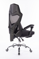 Chaise de bureau exécutive moderne en maille, design ergonomique, fonction inclinable, base pivotante, hauteur réglable, pieds en métal chromé intégrés