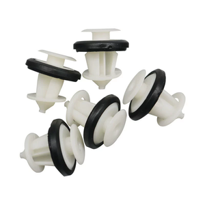 La boucle de panneau de porte étanche et absorbant les chocs convient à Chery Tiggo - Product Image 2