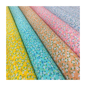 Venta al por mayor 30S 45S alta calidad rayón impreso tela pequeño Floral diseño personalizado <span class=keywords><strong>Chalis</strong></span> 100% viscosa rayón tela para camisa de vestir - Product Image 4
