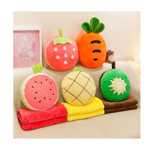 Grosir kustom Logo sabuk koper tangan selimut bantal perjalanan di kantong selimut lempar bulu flanel dengan tas - Product Image 1