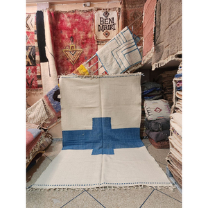 Alfombra de Lana Berber Zanafi Reversible Antideslizante Ecológica Hecha a Mano de Primera Calidad con Impresionante Borde Floral de Pelo Medio Transicional - Product Image 2