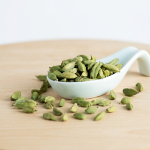Cardamomo Verde Crudo en Cápsulas Enteras, Especia Aromática de Grado Alimenticio - Product Image 3