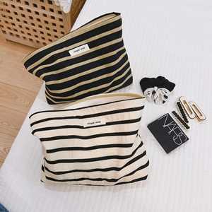 Beauty Cotton Make up Travel <b>Bag</b> Wholesale Gold Zipper Canvas Cosmetic <b>Bag</b> With Tassel Custom Logo - Product Image 1