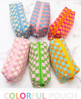 Sac de rangement portable à grande capacité avec fermeture éclair, motif échiquier, en tissu gaufré doux et moelleux, idéal pour cosmétiques et articles de toilette – Nouvelle collection tendance