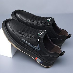 รองเท้าผ้าใบหนังระบายอากาศสำหรับผู้ชาย ชิโลวา พื้นรองเท้า EVA แบบเตี้ย พื้นรองเท้าด้านนอกทำจากยาง เหมาะสำหรับใส่เดินแบบลำลอง - Product Image 2