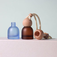 Bouteille vide en verre ronde de 10 ml avec bouchon en bois coloré de qualité supérieure pour diffuseur d'huiles essentielles suspendu dans la voiture