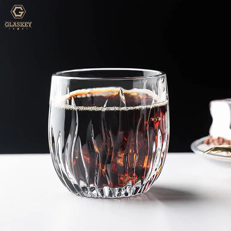 Tazza da tè con succo creativo modello a fiamma pressata bicchiere da acqua per uso domestico bicchiere da Cocktail bicchieri da whisky incisi