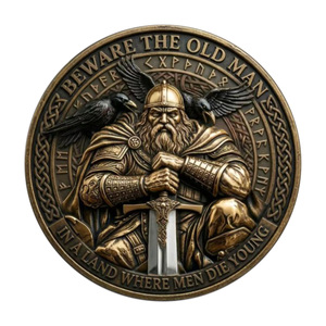 Pièce de collection commémorative en métal sur le thème de la victoire ou de Valhalla, comprenant <span class=keywords><strong>un</strong></span> boussole viking et <span class=keywords><strong>un</strong></span> hache double, couleur bronze antique - Product Image 2